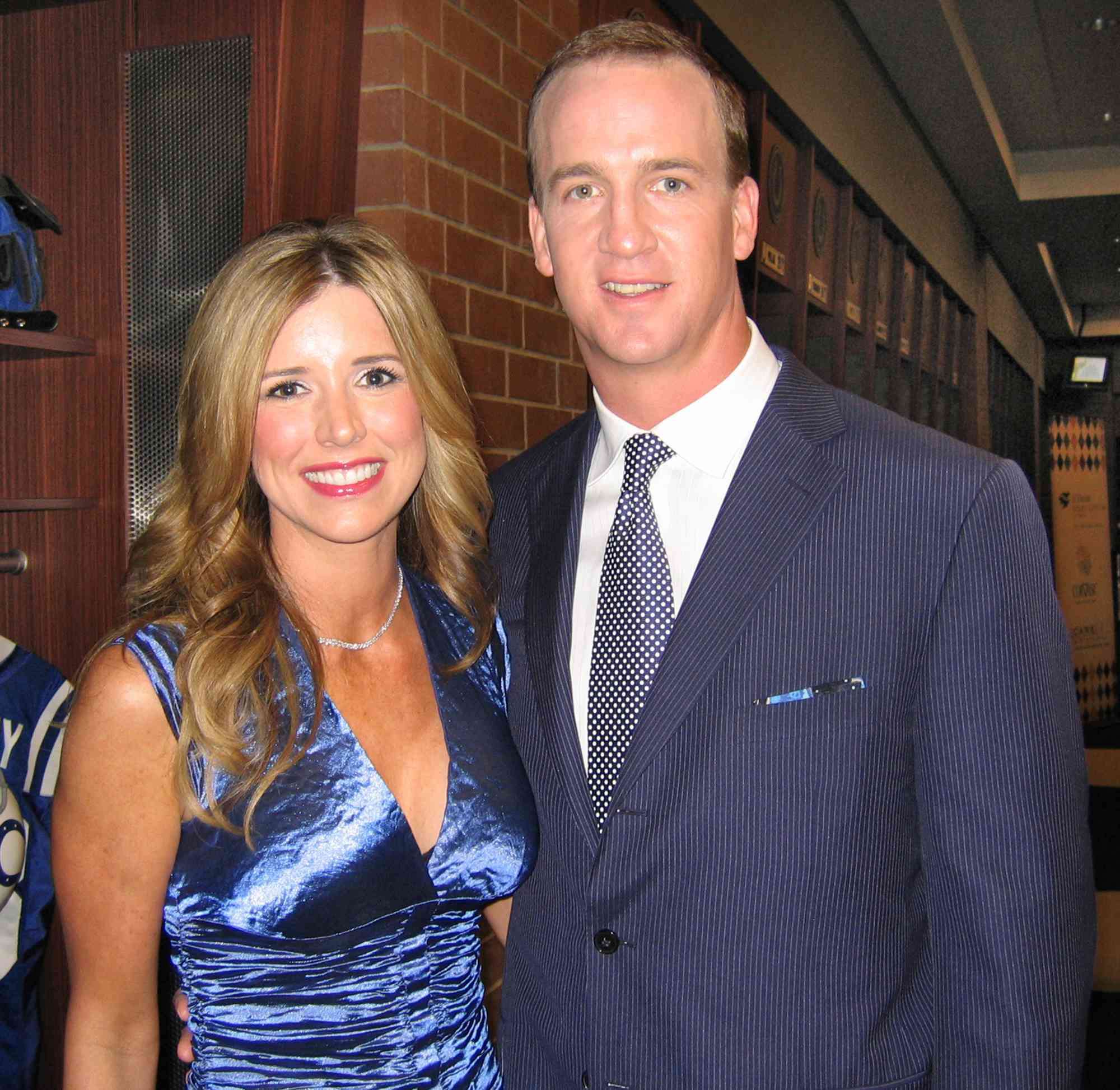 pics of peyton manning wife