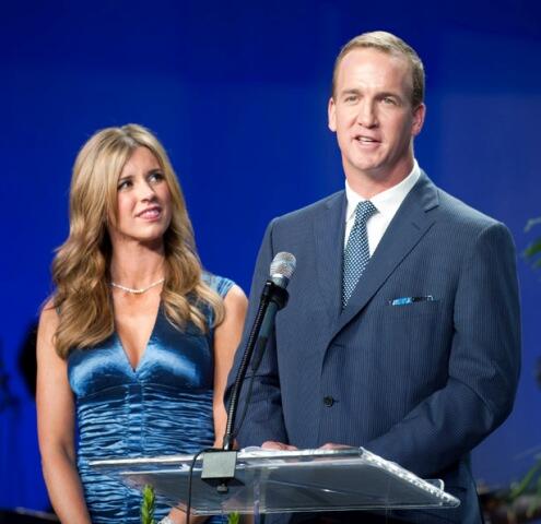 pics of peyton manning wife
