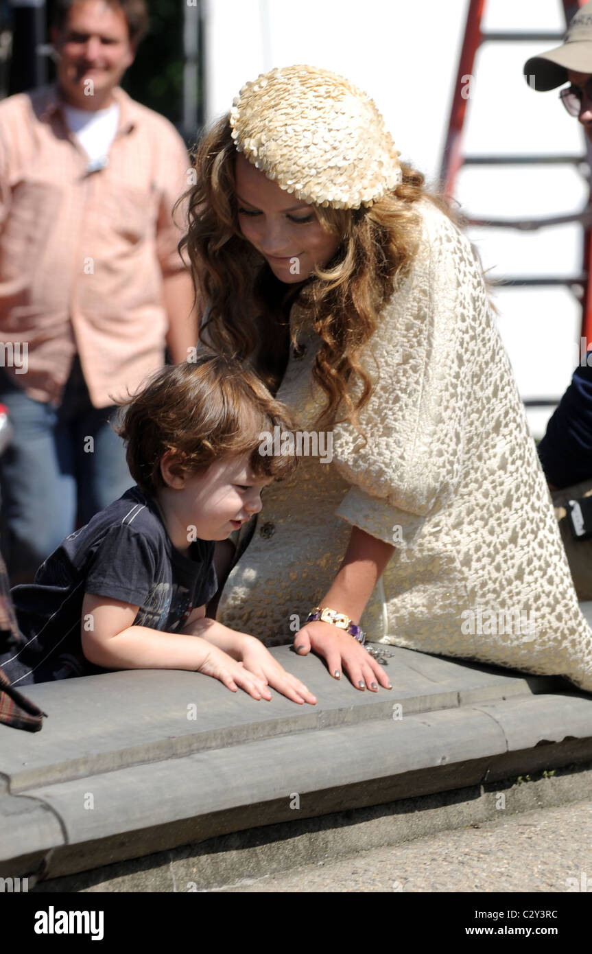 becki newton children