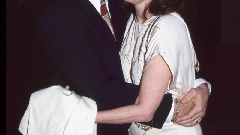 lesley ann warren relationships