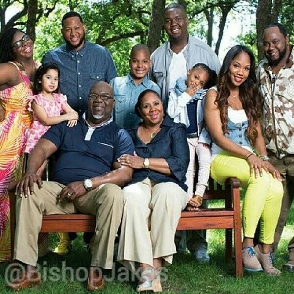 how many sons does td jakes have