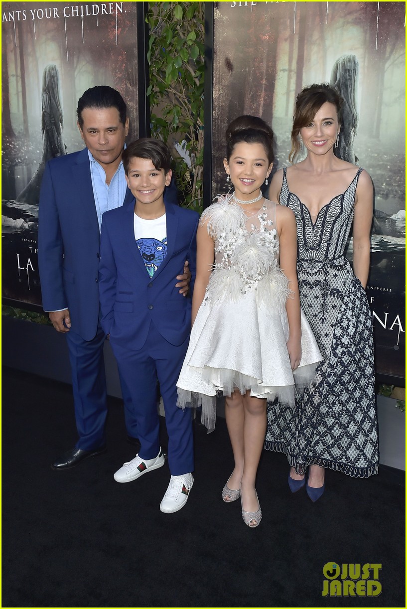 linda cardellini daughter