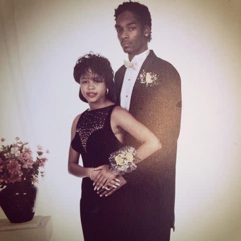 how many years has snoop dogg been married