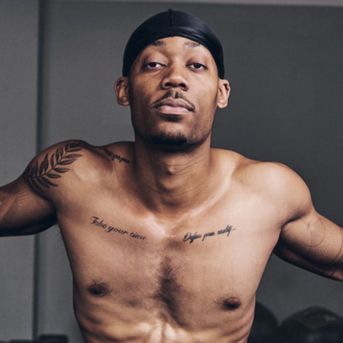 tyler james williams shirtless