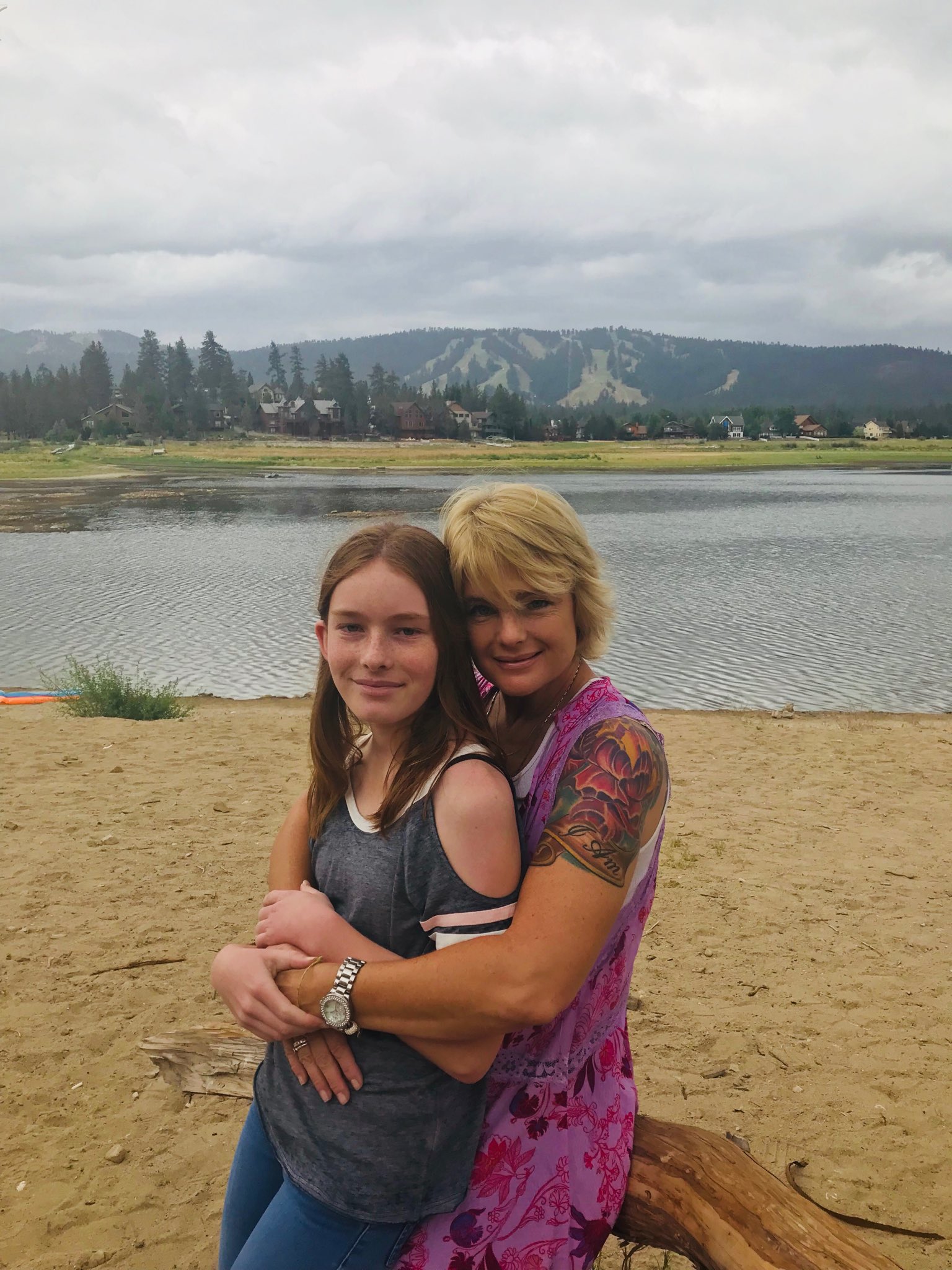 erika eleniak's daughter indyanna daigle