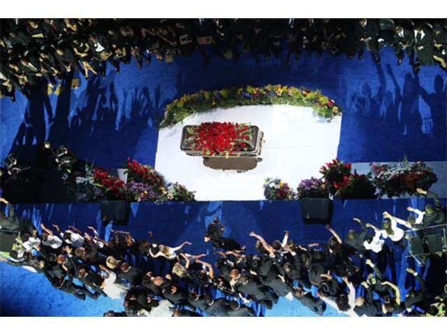 how many people watched michael jackson's funeral