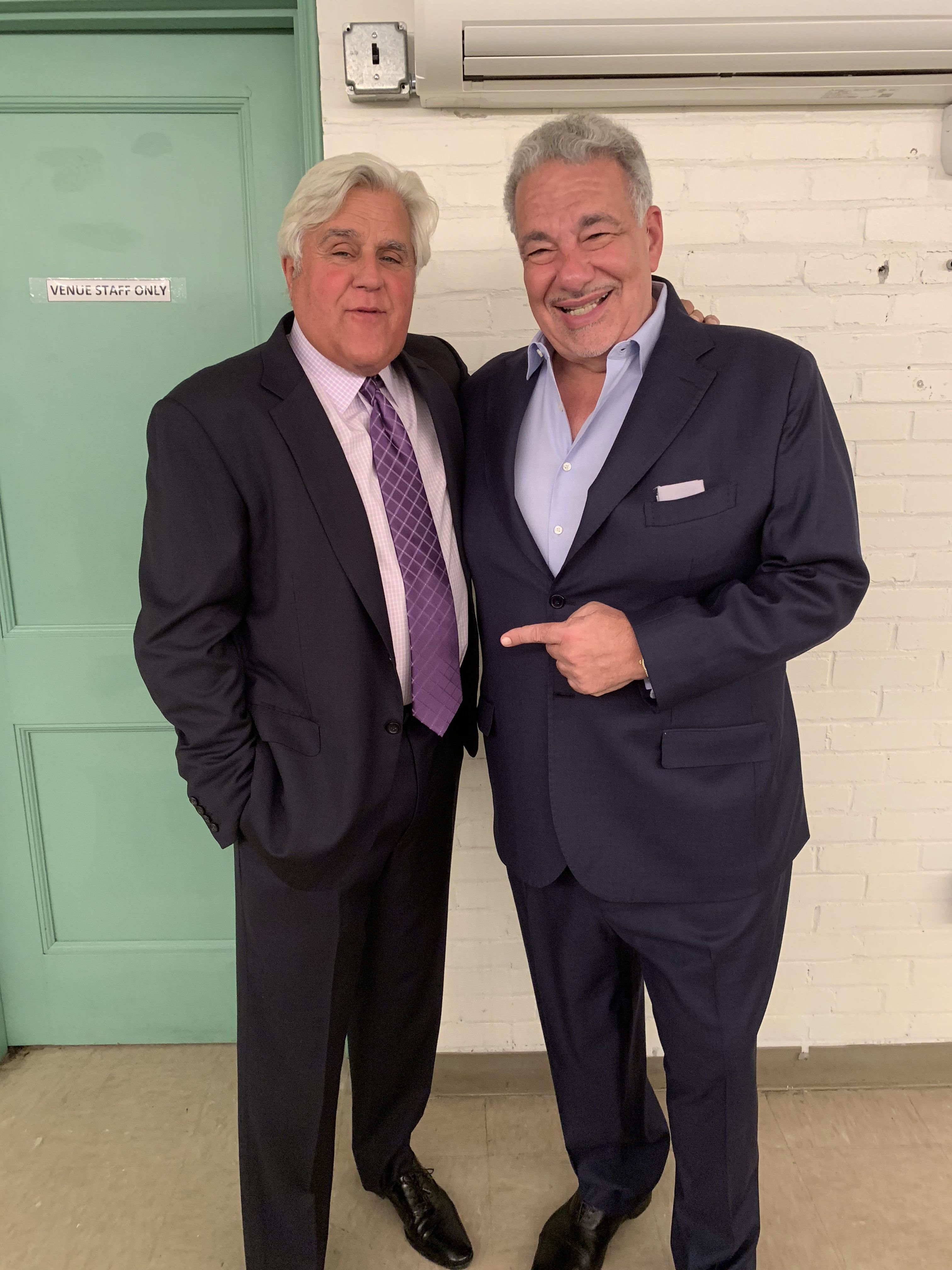 does jay leno have a twin brother