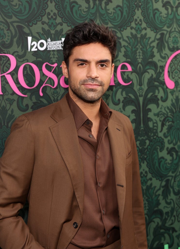 sean teale relationships