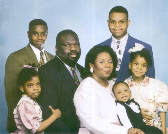 how many sons does td jakes have